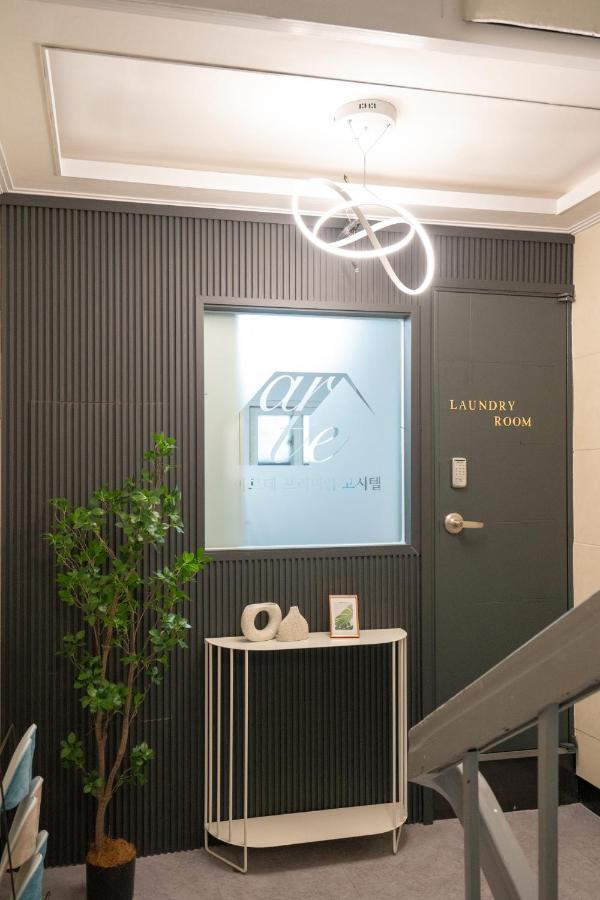 Arte Premium Oneroomtel Myeongdong Сеул Екстериор снимка