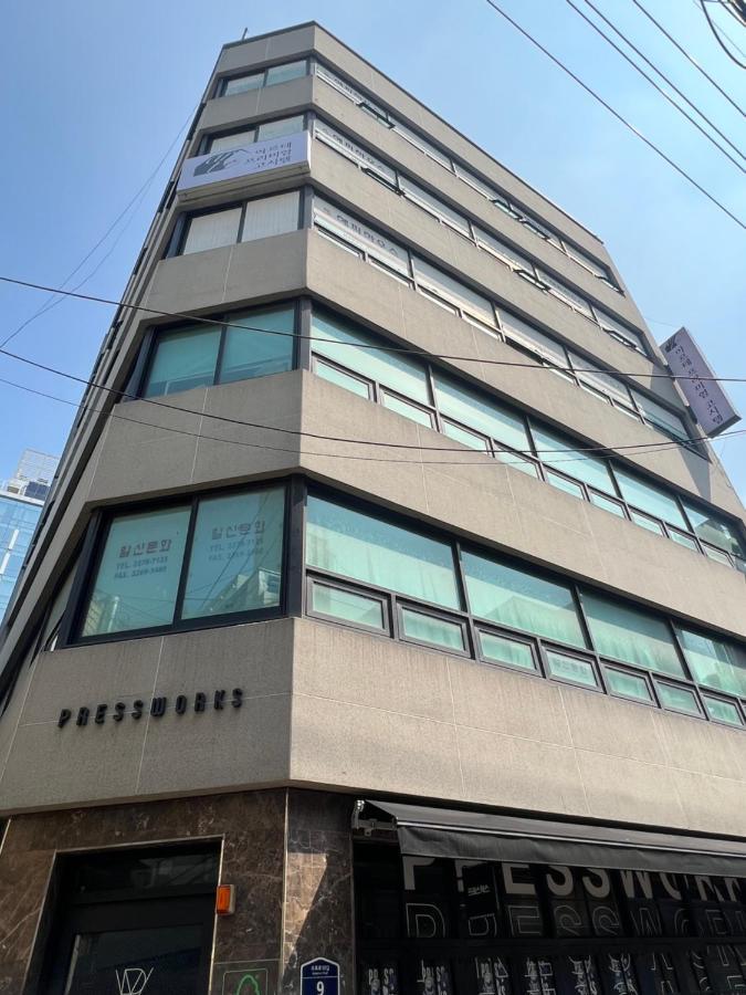 Arte Premium Oneroomtel Myeongdong Сеул Екстериор снимка