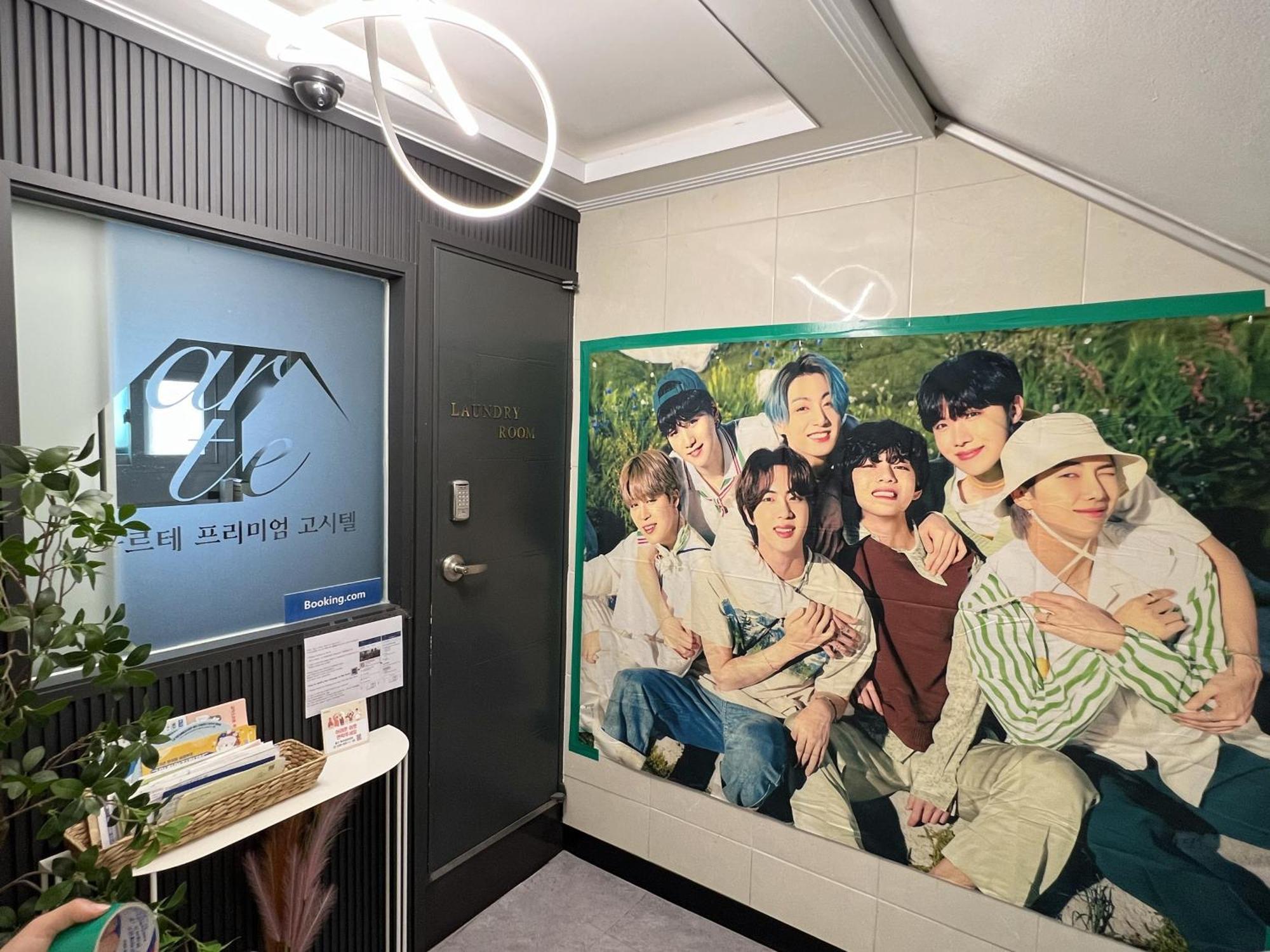 Arte Premium Oneroomtel Myeongdong Сеул Екстериор снимка